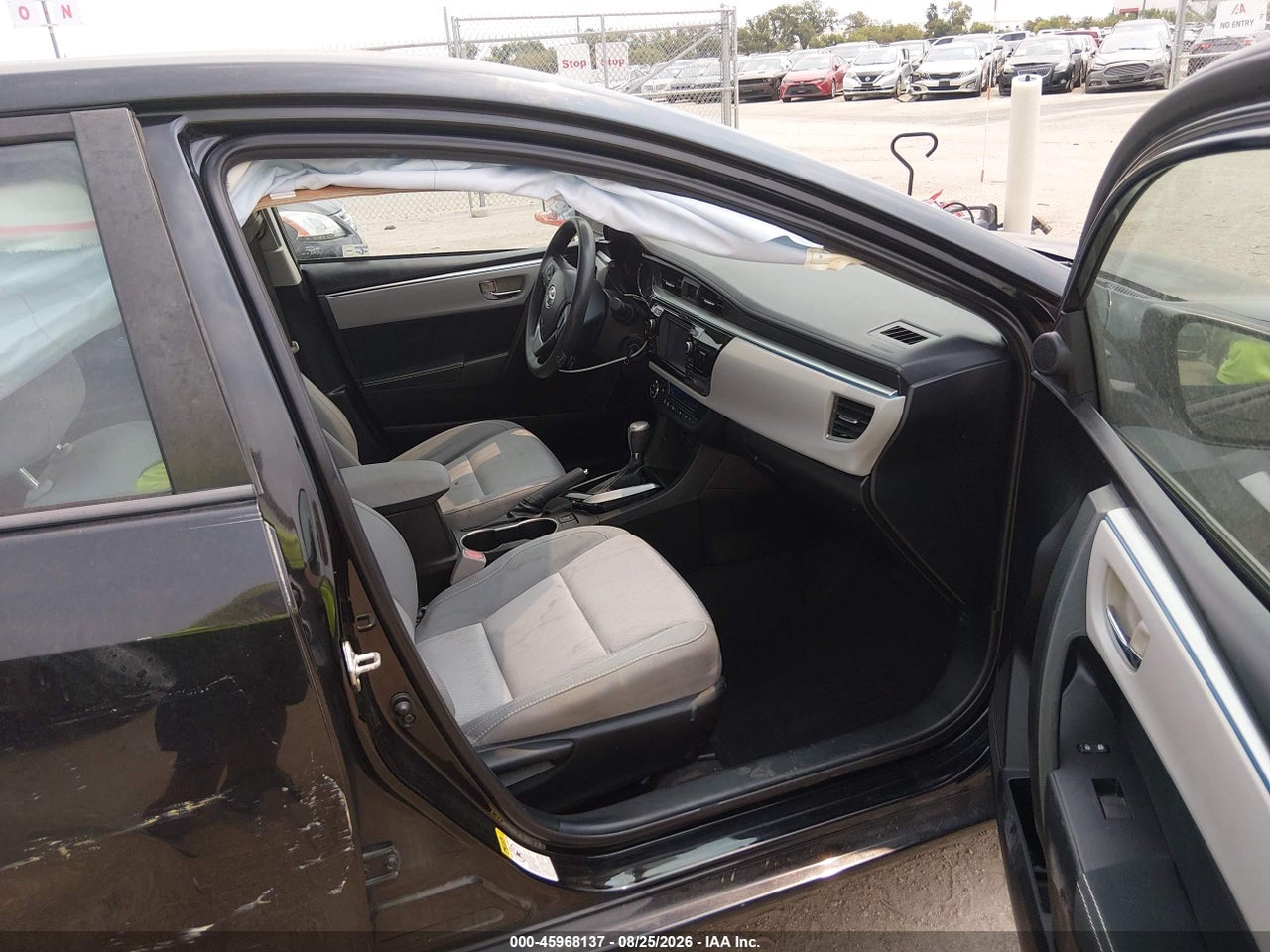 2015 TOYOTA COROLLA LE PLUS · 5/11