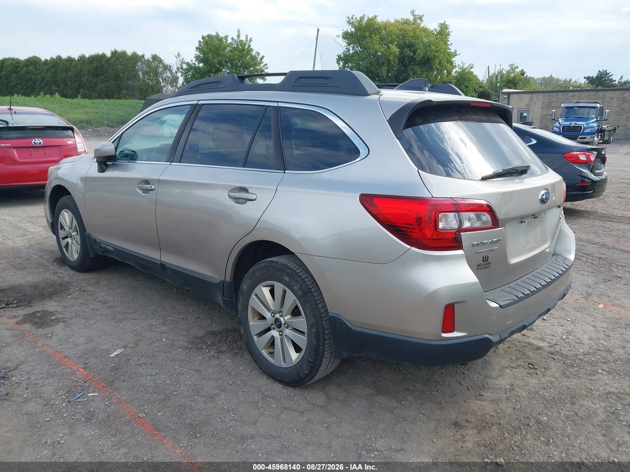 2017 SUBARU OUTBACK 2.5I PREMIUM · 3/11