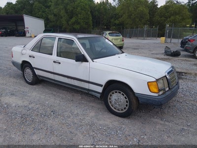 1987 MERCEDES-BENZ 300 E