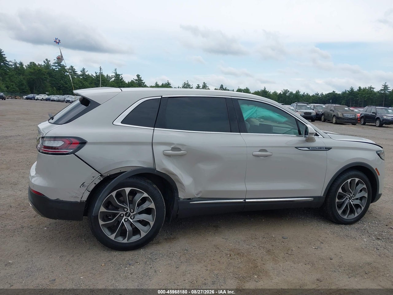 2023 LINCOLN NAUTILUS RESERVE · 6/11