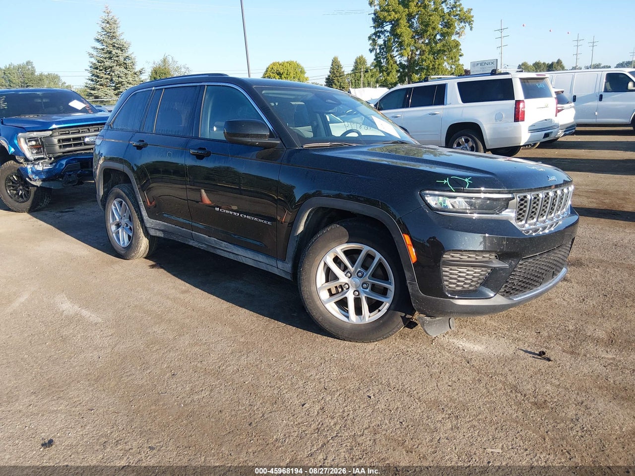 1C4RJHAG1PC****** · 2023 JEEP GRAND CHEROKEE LAREDO 4X4