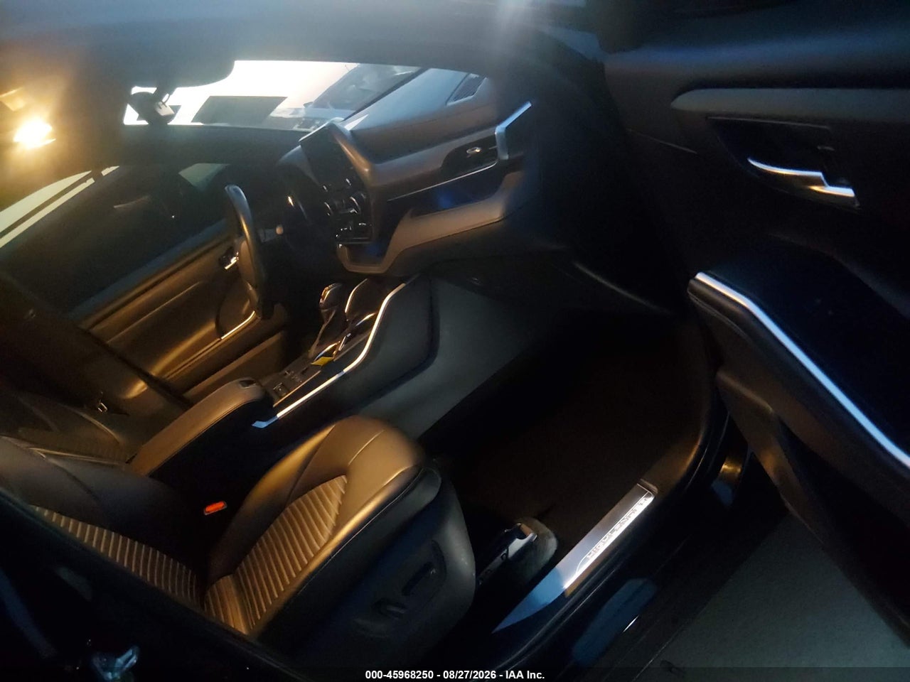 2021 TOYOTA HIGHLANDER XSE · 5/11