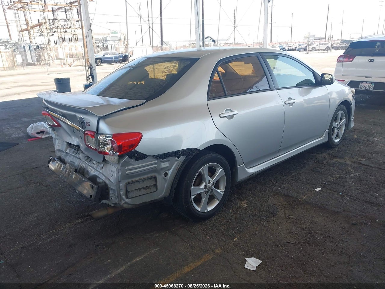 2013 TOYOTA COROLLA S · 4/10