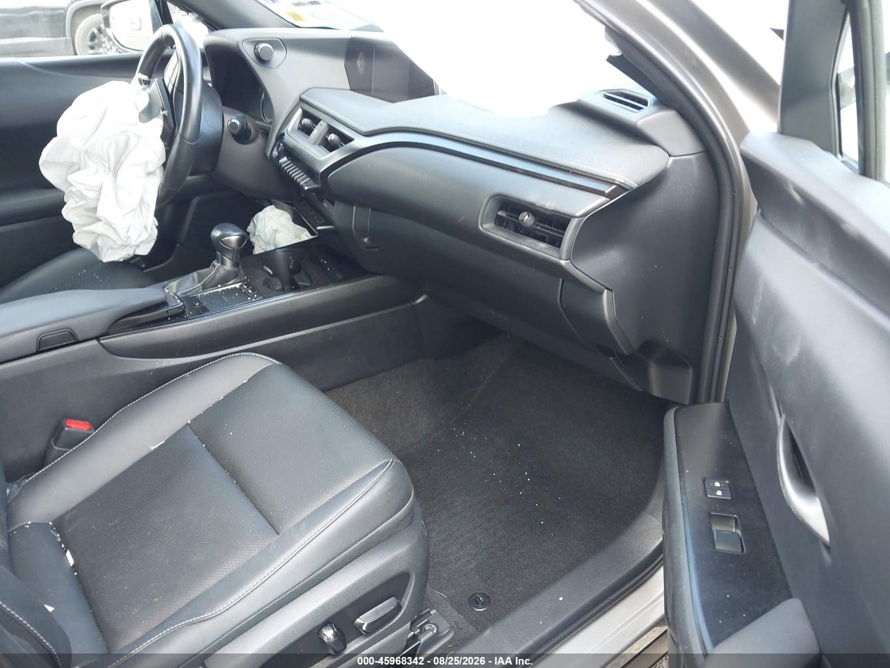 2020 LEXUS UX 250H · 5/10