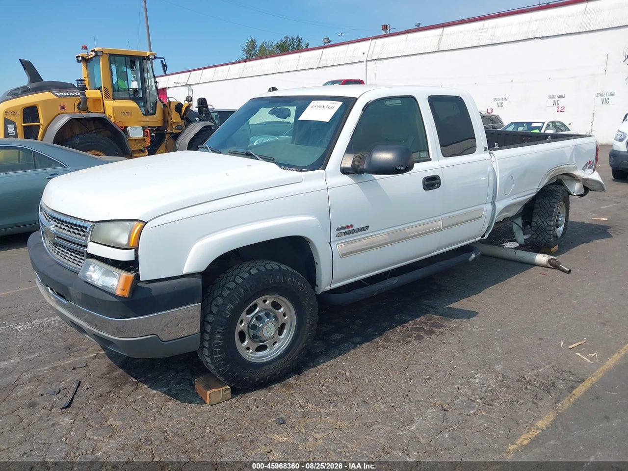2005 CHEVROLET SILVERADO 2500HD LS · 2/11