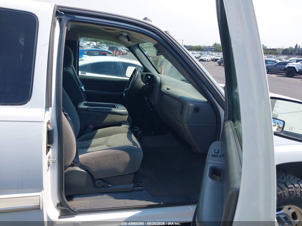 2005 CHEVROLET SILVERADO 2500HD LS · 5/11