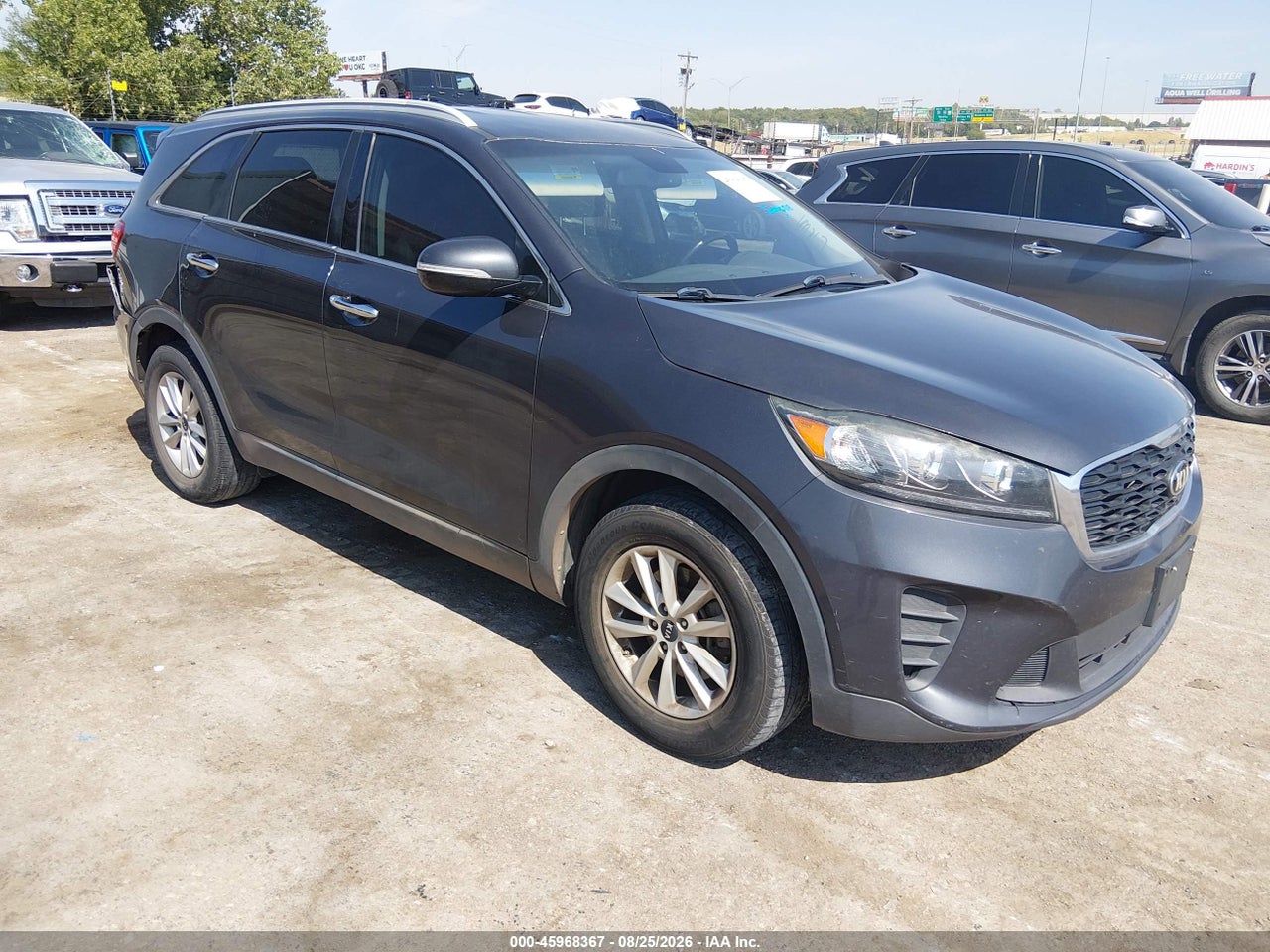 5XYPG4A33KG****** · 2019 KIA SORENTO 2.4L LX