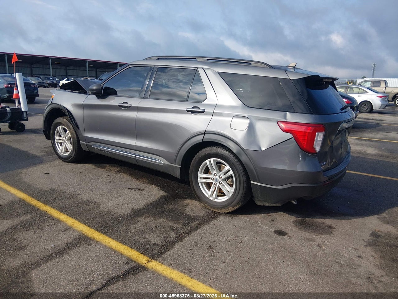 2021 FORD EXPLORER XLT · 3/11