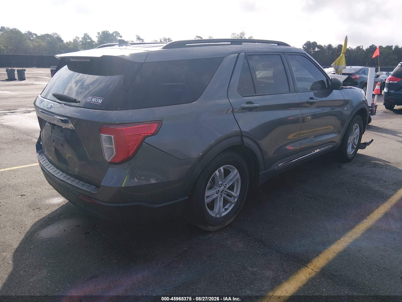 2021 FORD EXPLORER XLT · 4/11