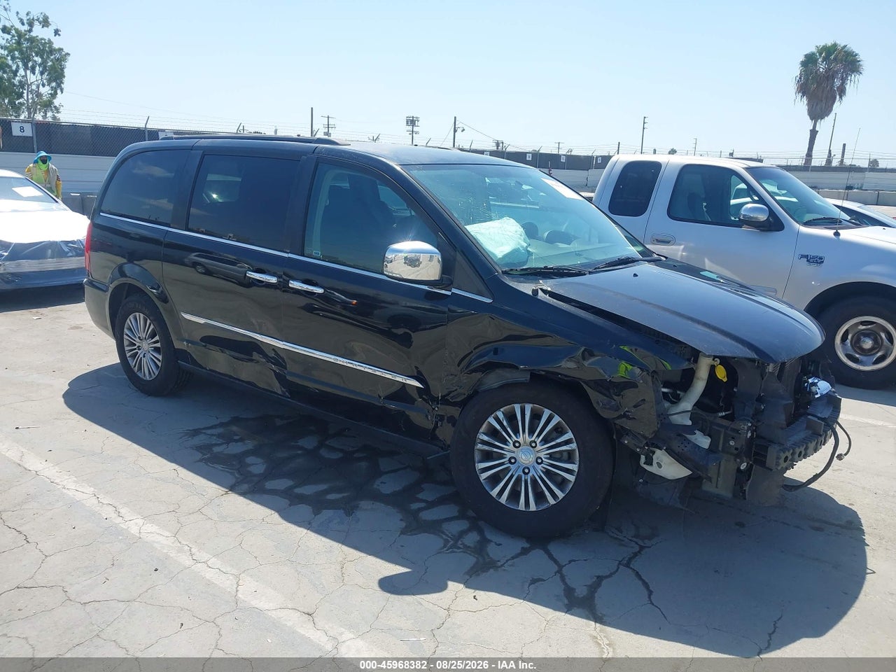 2C4RC1CG5DR****** · 2013 CHRYSLER TOWN &amp; COUNTRY TOURING-L