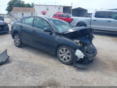 JM1BL1U73D1****** · 2013 MAZDA MAZDA3 I SPORT