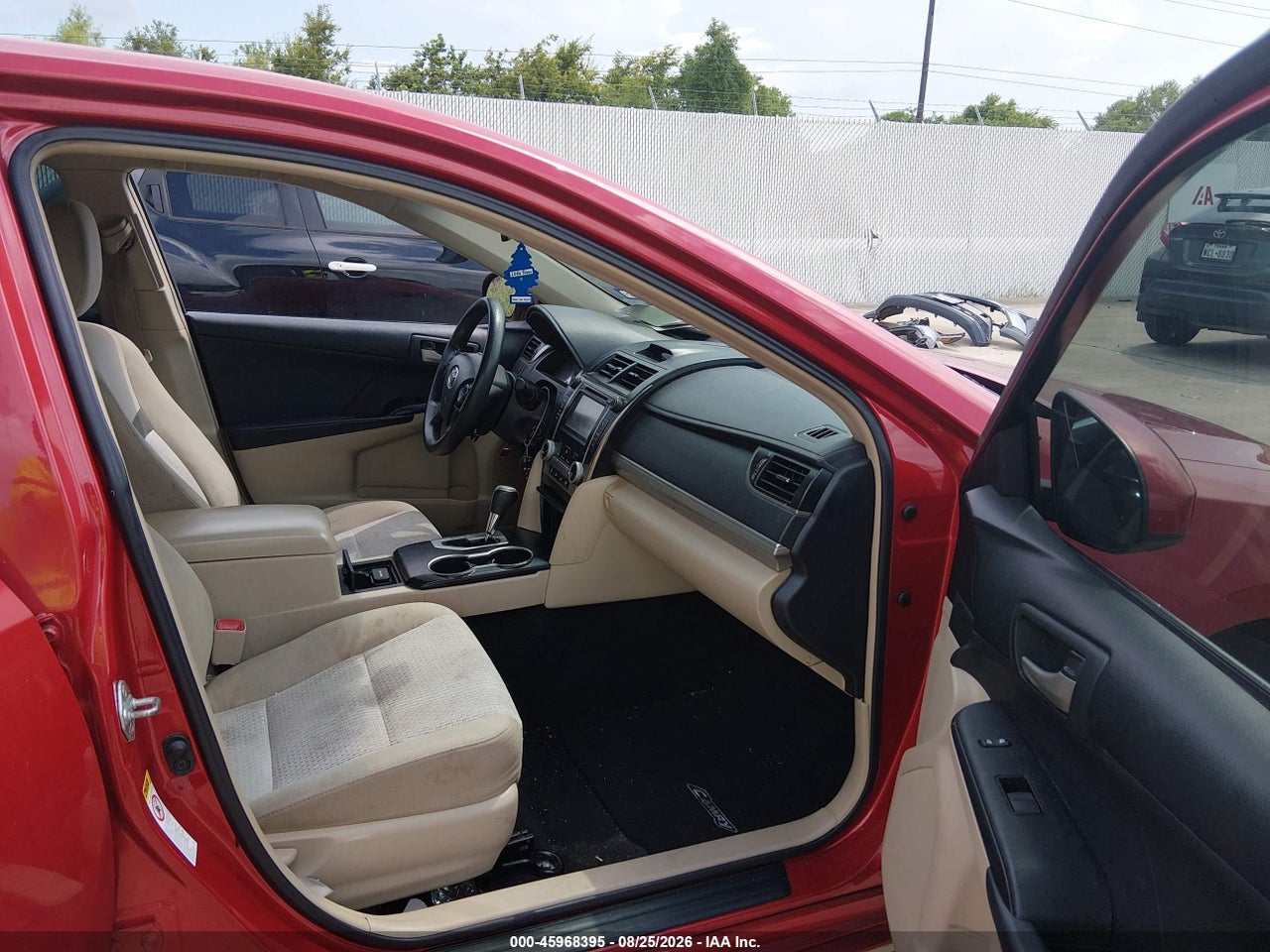 2012 TOYOTA CAMRY LE · 5/11