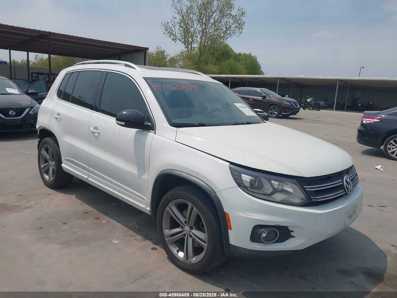WVGUV7AX5HK****** · 2017 VOLKSWAGEN TIGUAN 2.0T SPORT