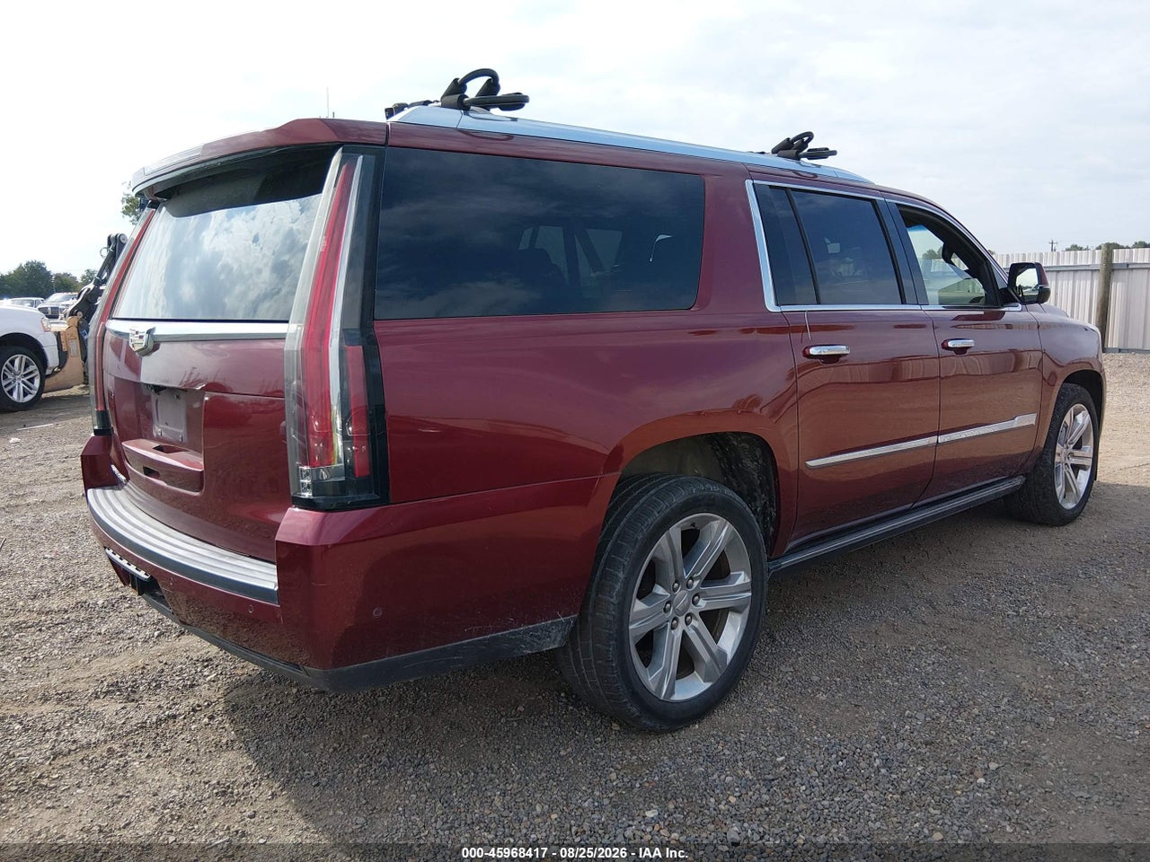 2017 CADILLAC ESCALADE ESV PLATINUM · 4/11