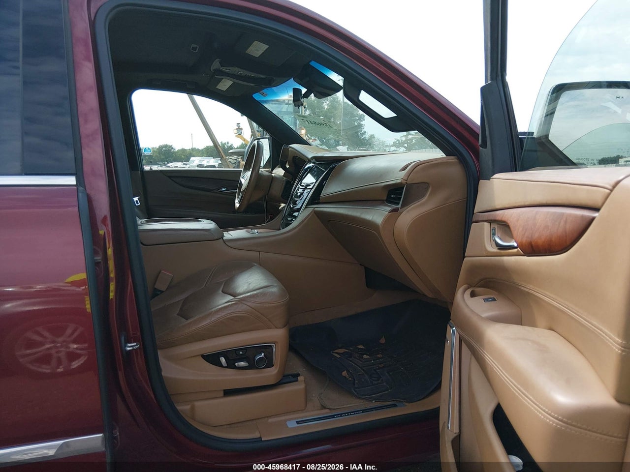 2017 CADILLAC ESCALADE ESV PLATINUM · 5/11