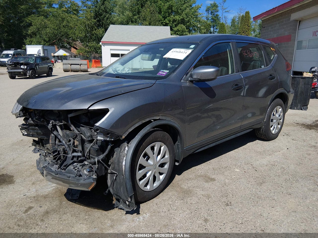 2019 NISSAN ROGUE S · 2/11