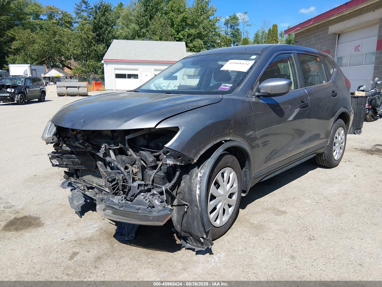 2019 NISSAN ROGUE S · 6/11
