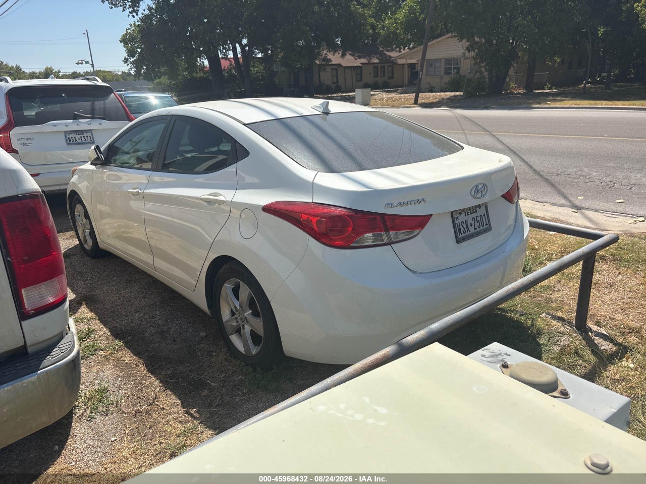 2013 HYUNDAI ELANTRA GLS · 3/11