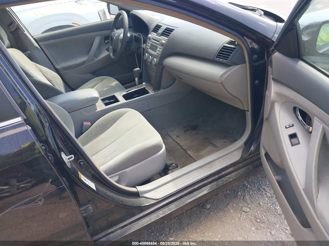 2007 TOYOTA CAMRY LE · 5/11