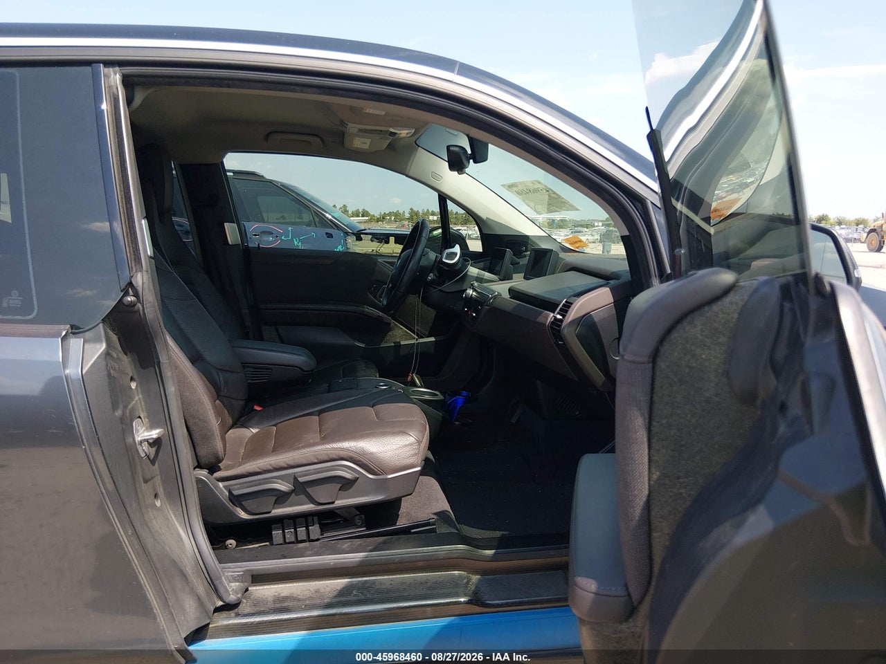 2018 BMW I3 94AH W/RANGE EXTENDER · 5/11