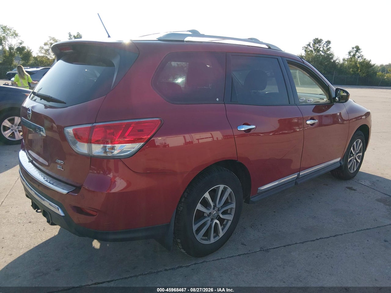 2014 NISSAN PATHFINDER SL · 4/11