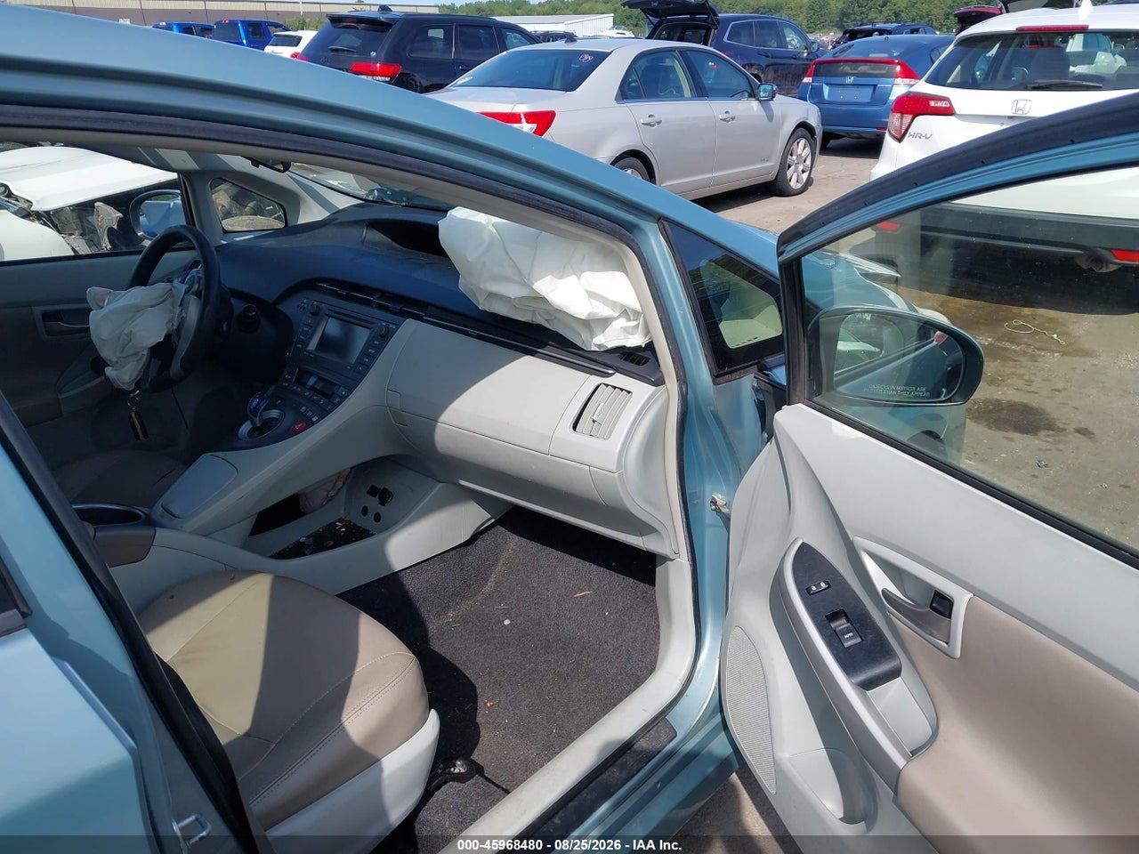 2013 TOYOTA PRIUS THREE · 5/8