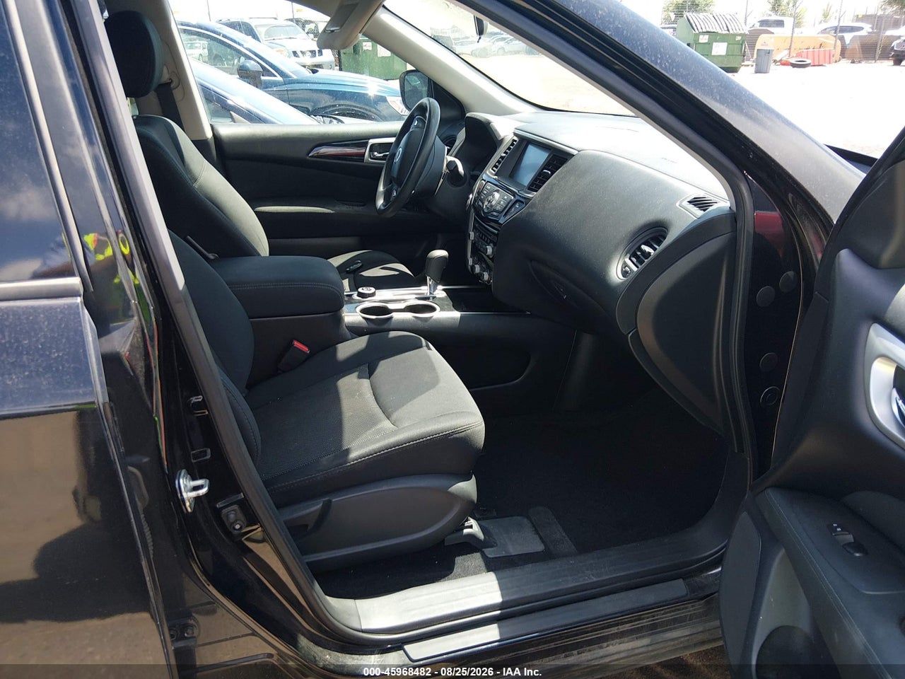 2017 NISSAN PATHFINDER S · 5/11
