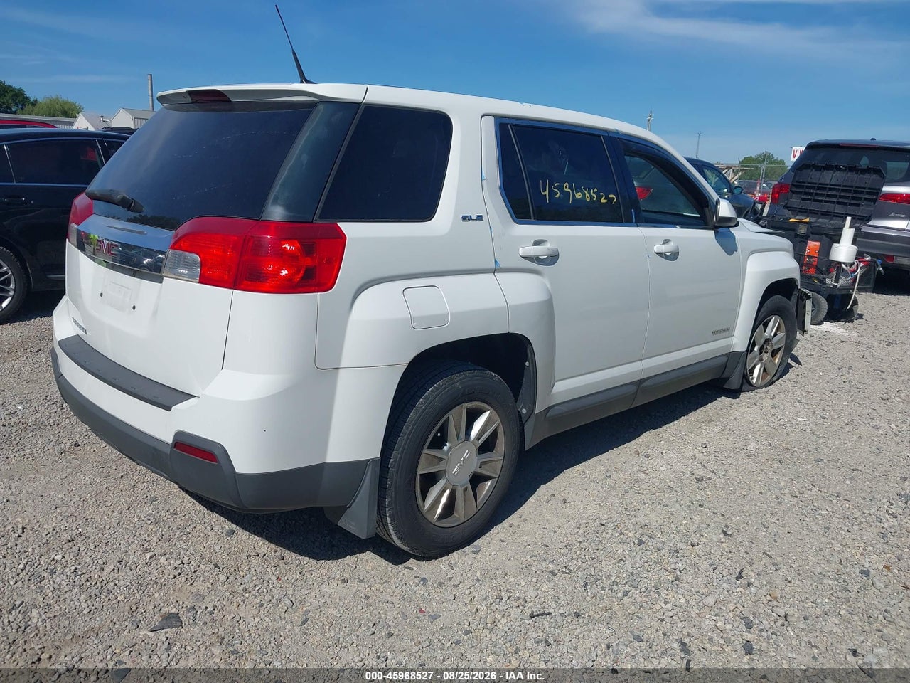 2011 GMC TERRAIN SLE-1 · 4/10
