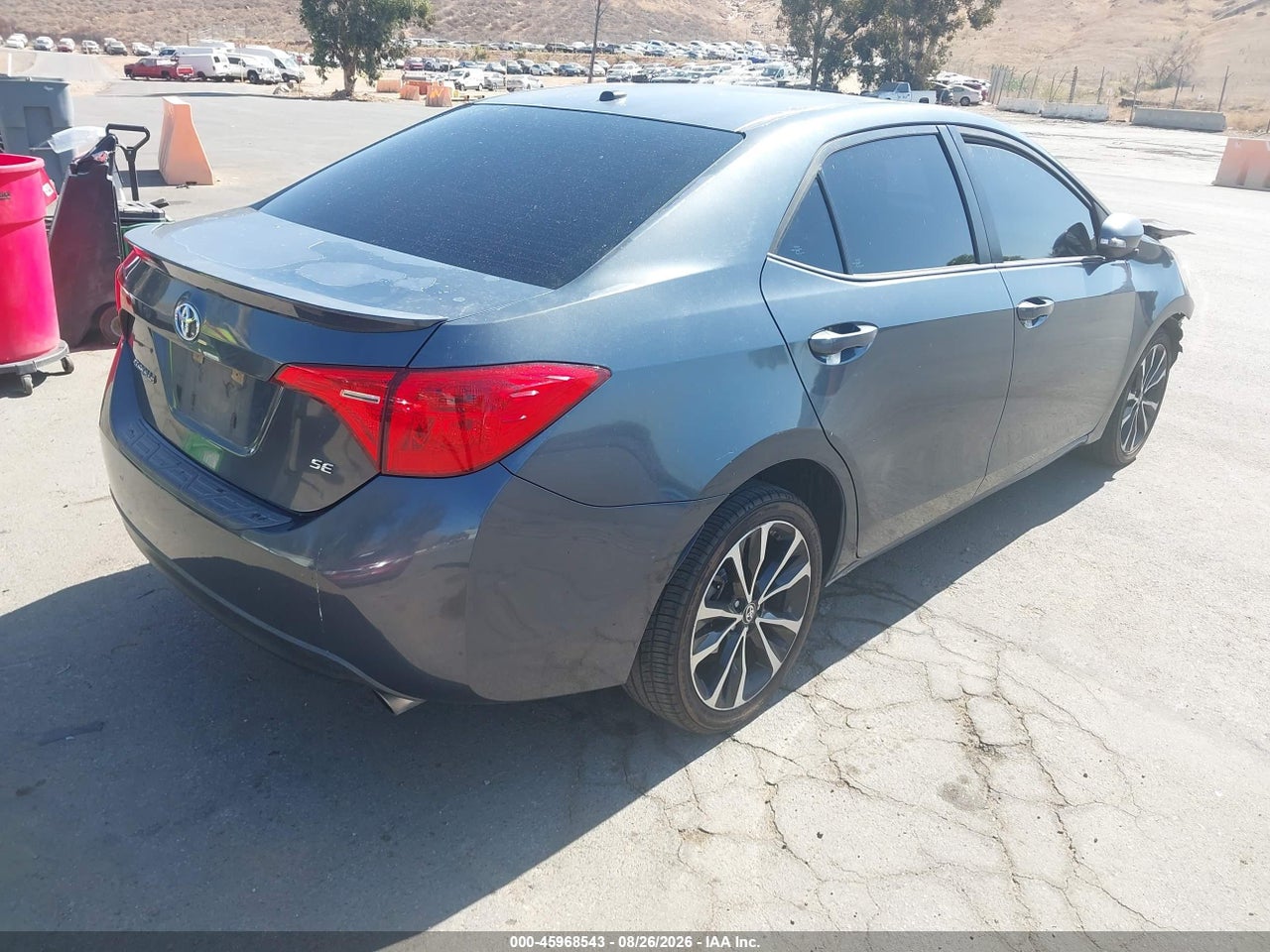 2017 TOYOTA COROLLA SE · 4/11