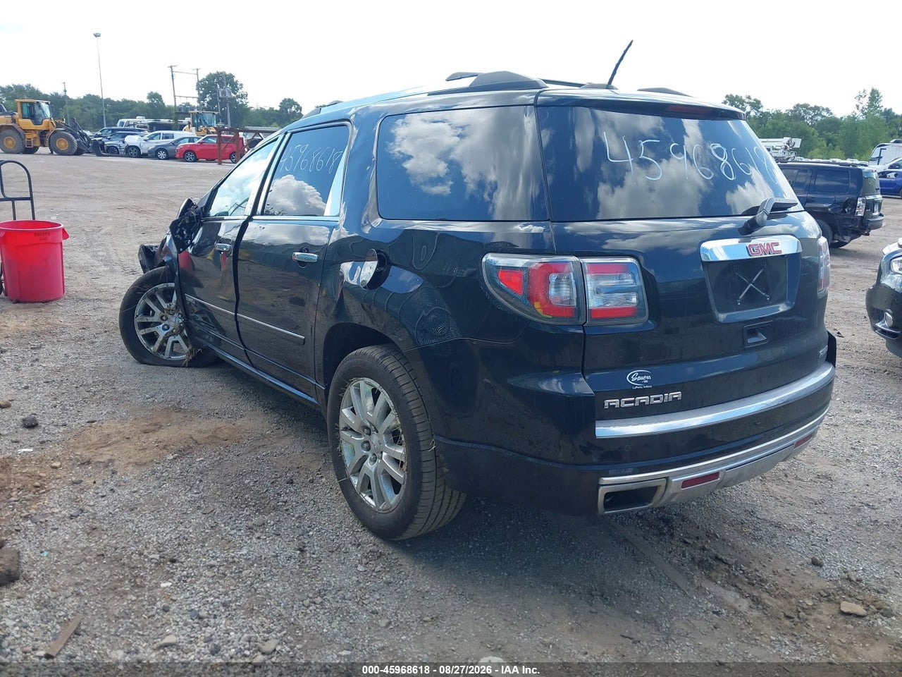 2016 GMC ACADIA DENALI · 3/10