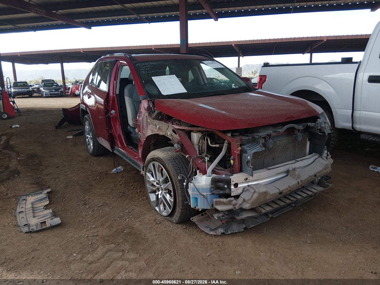 2T3C1RFVXLW****** · 2020 TOYOTA RAV4 XLE PREMIUM