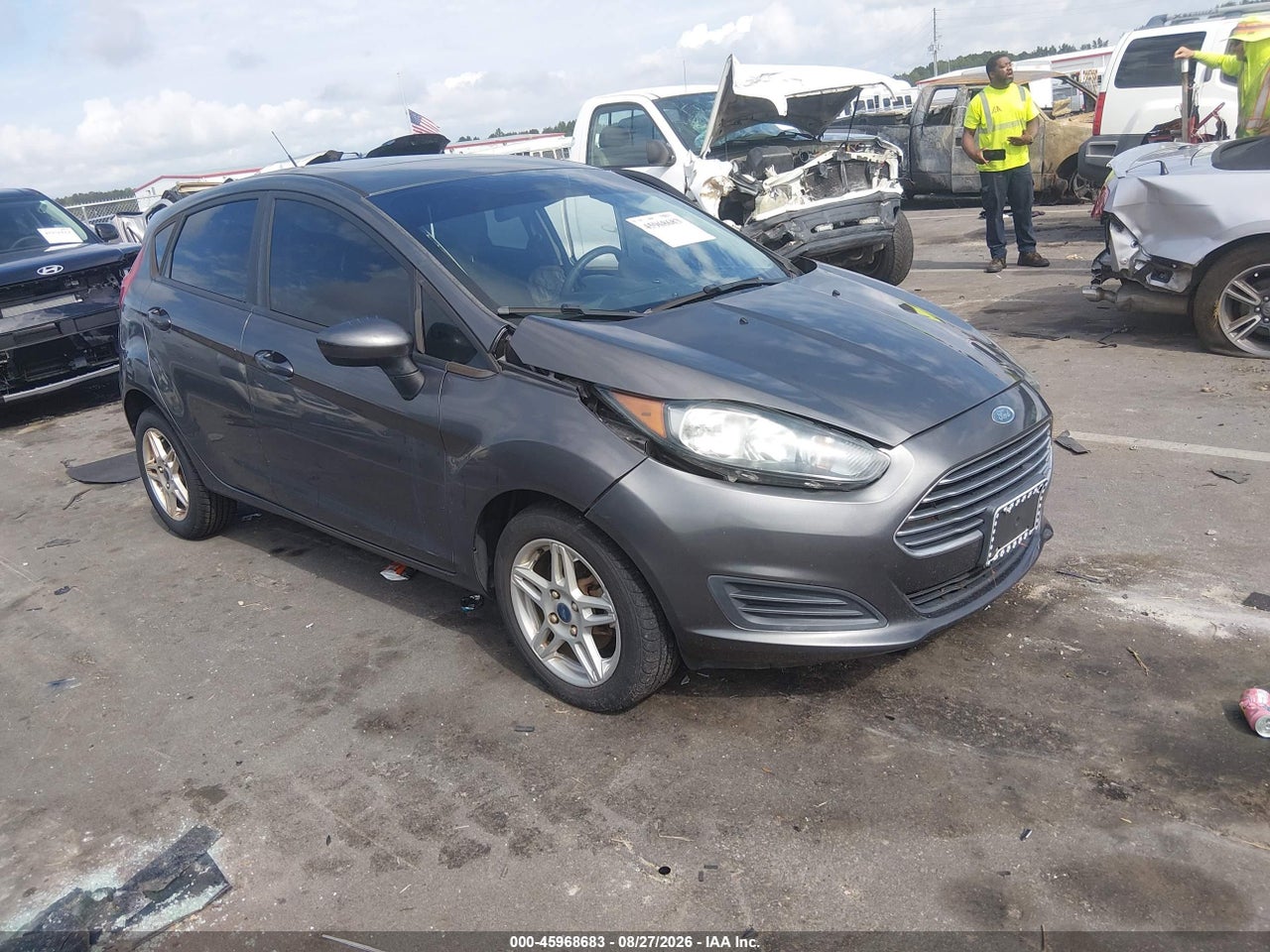 3FADP4EJ7KM****** · 2019 FORD FIESTA SE