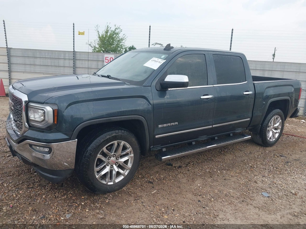 2017 GMC SIERRA 1500 SLT · 2/11