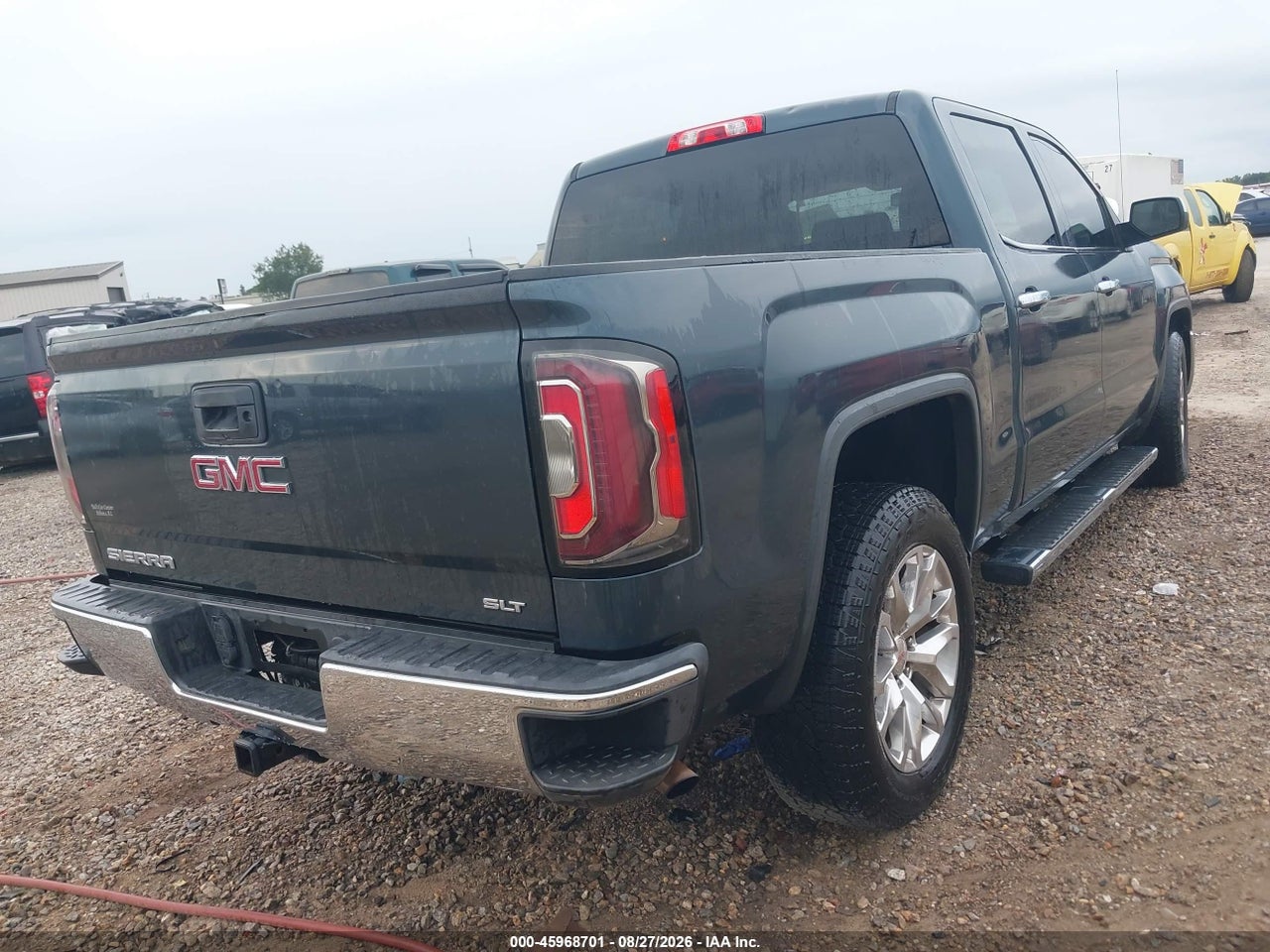 2017 GMC SIERRA 1500 SLT · 4/11