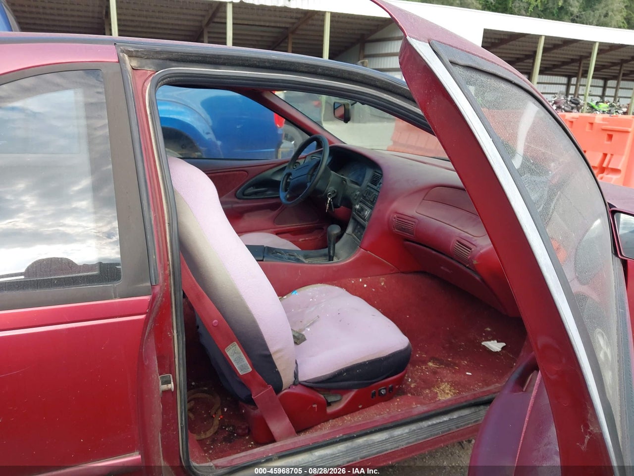 1994 FORD THUNDERBIRD LX · 5/11