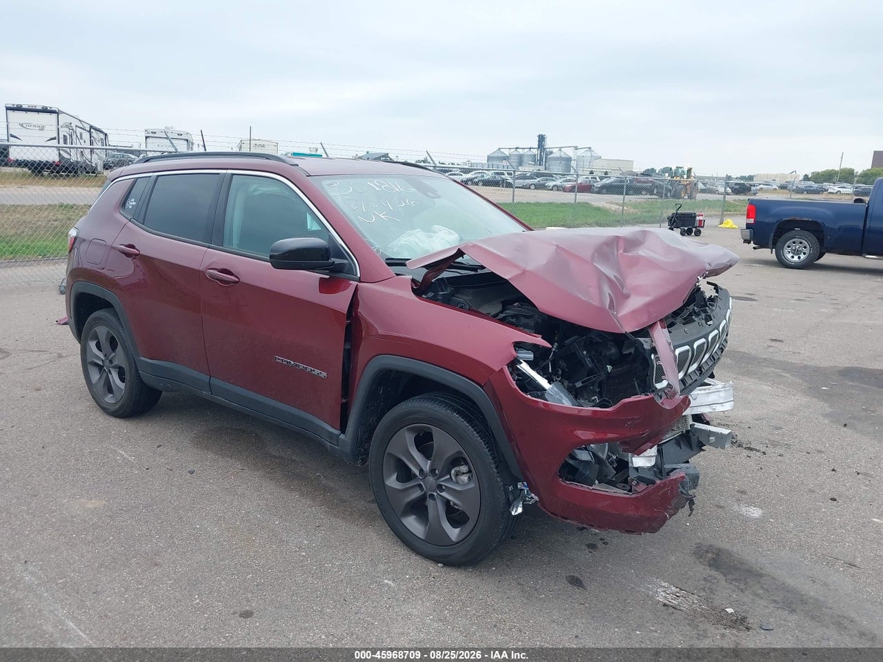 3C4NJDFB0NT****** · 2022 JEEP COMPASS LATITUDE LUX 4X4