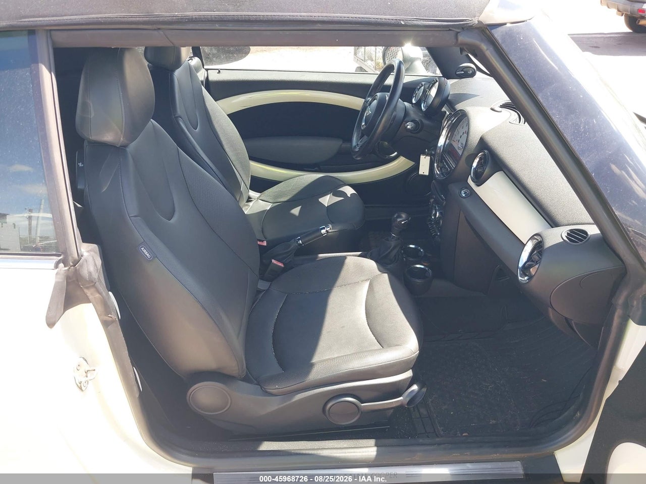 2011 MINI COOPER · 5/11
