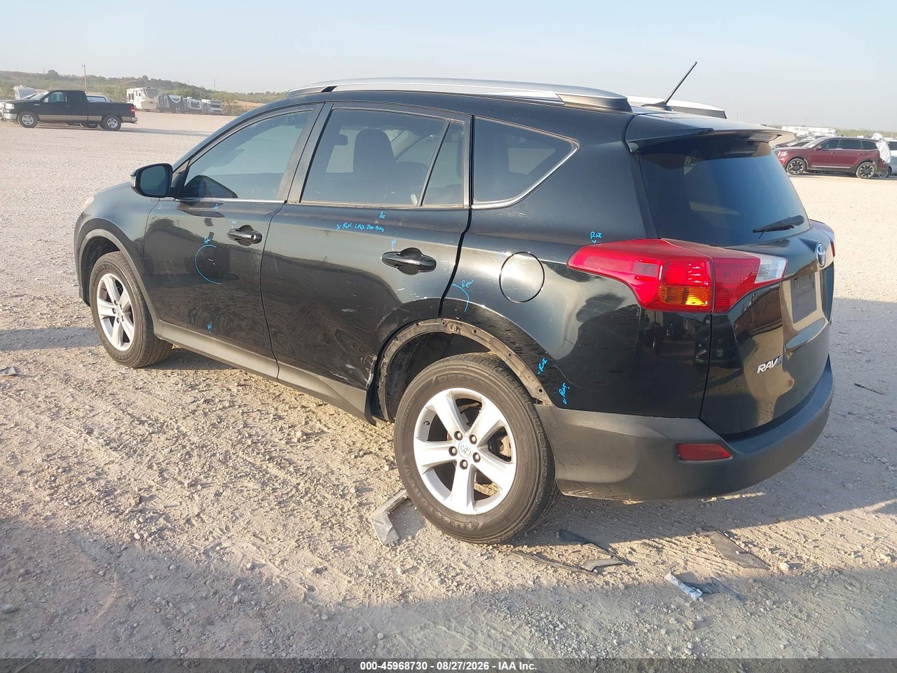 2014 TOYOTA RAV4 XLE · 3/11