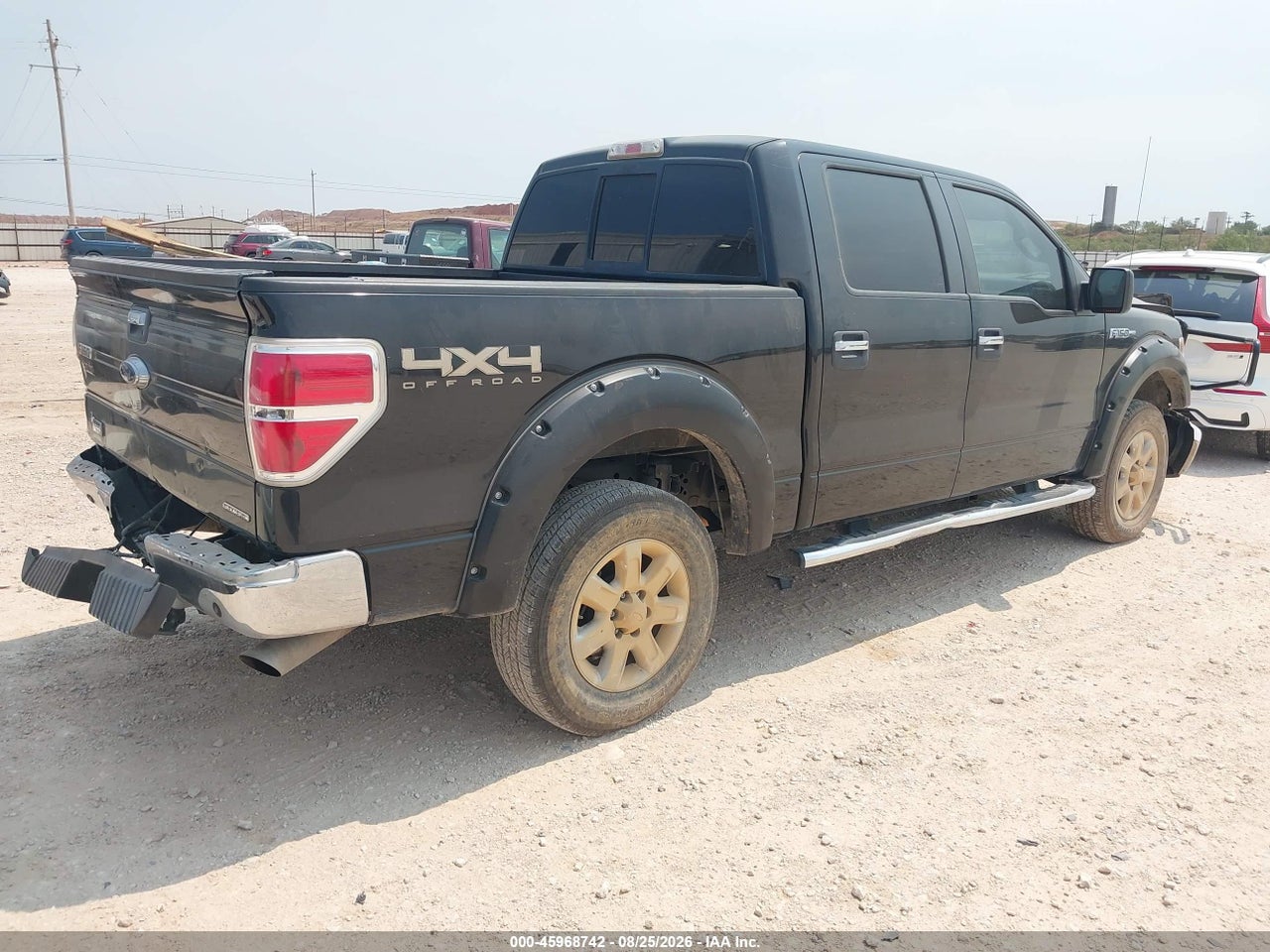 2014 FORD F-150 XLT · 4/9