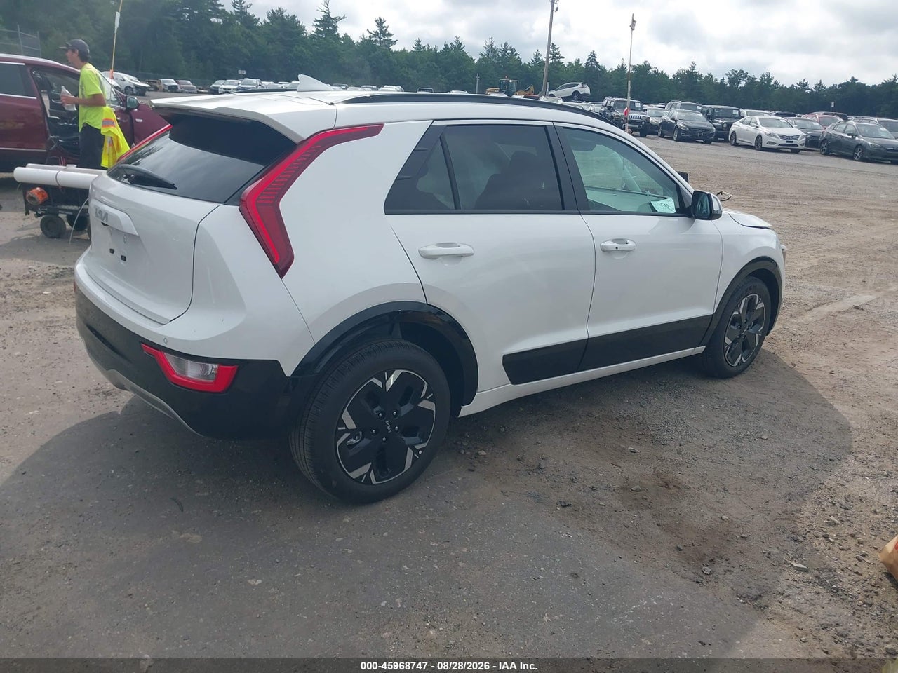 2026 KIA NIRO EV WIND · 4/11