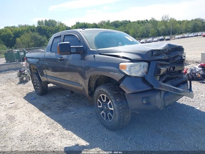 5TFUW5F10FX****** · 2015 TOYOTA TUNDRA SR5 5.7L V8
