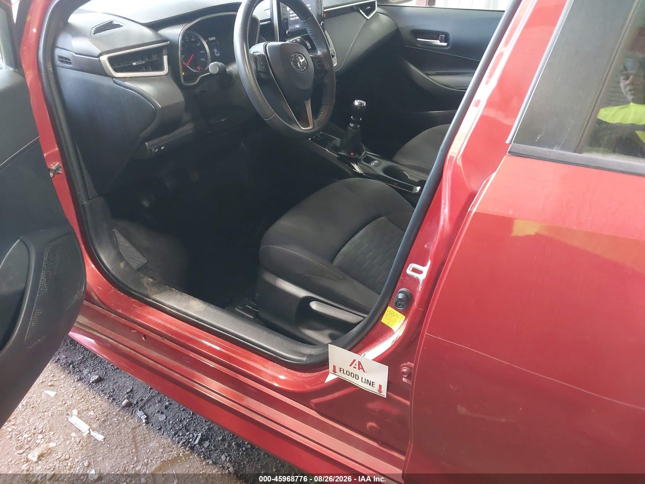 2019 TOYOTA COROLLA SE · 6/11