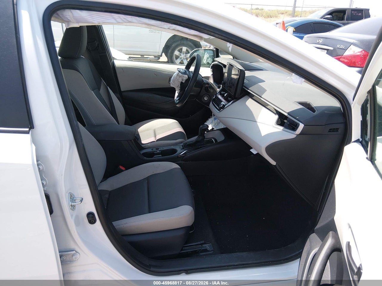 2026 TOYOTA COROLLA LE · 5/11