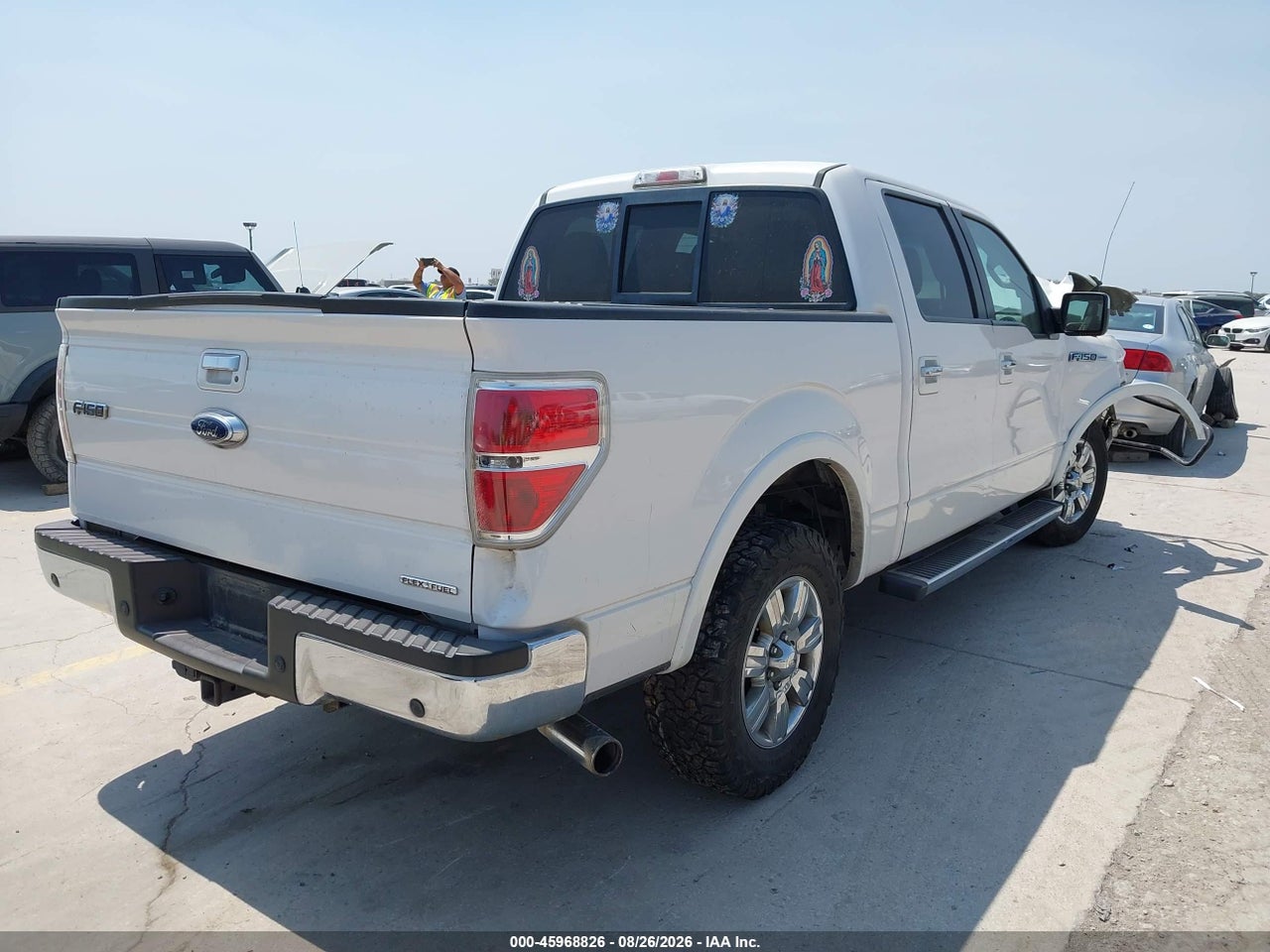 2012 FORD F-150 LARIAT · 4/11