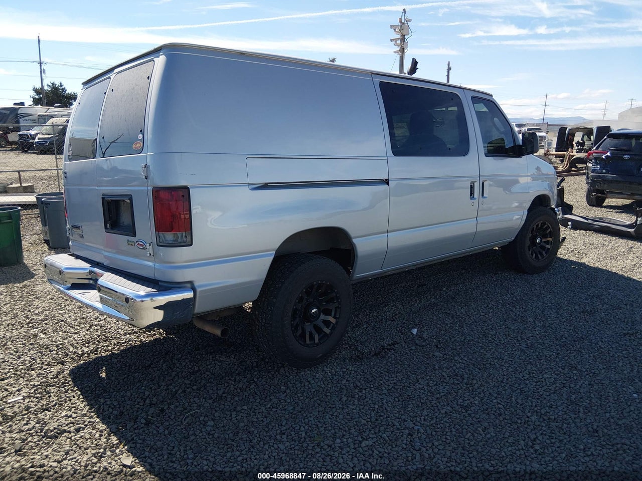 2013 FORD E-250 COMMERCIAL · 4/11