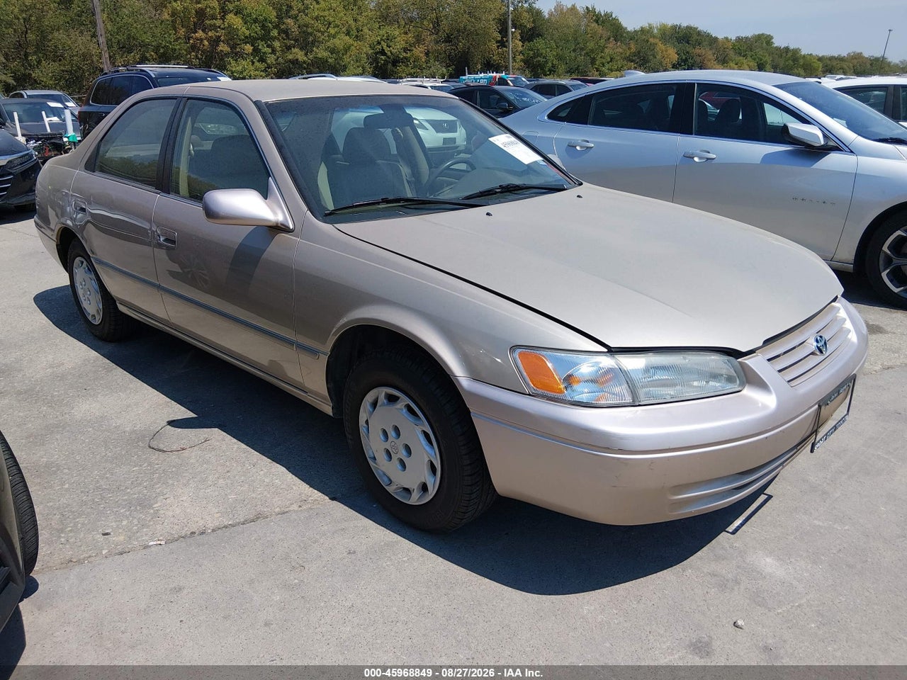 JT2BG22K2W0****** · 1998 TOYOTA CAMRY LE