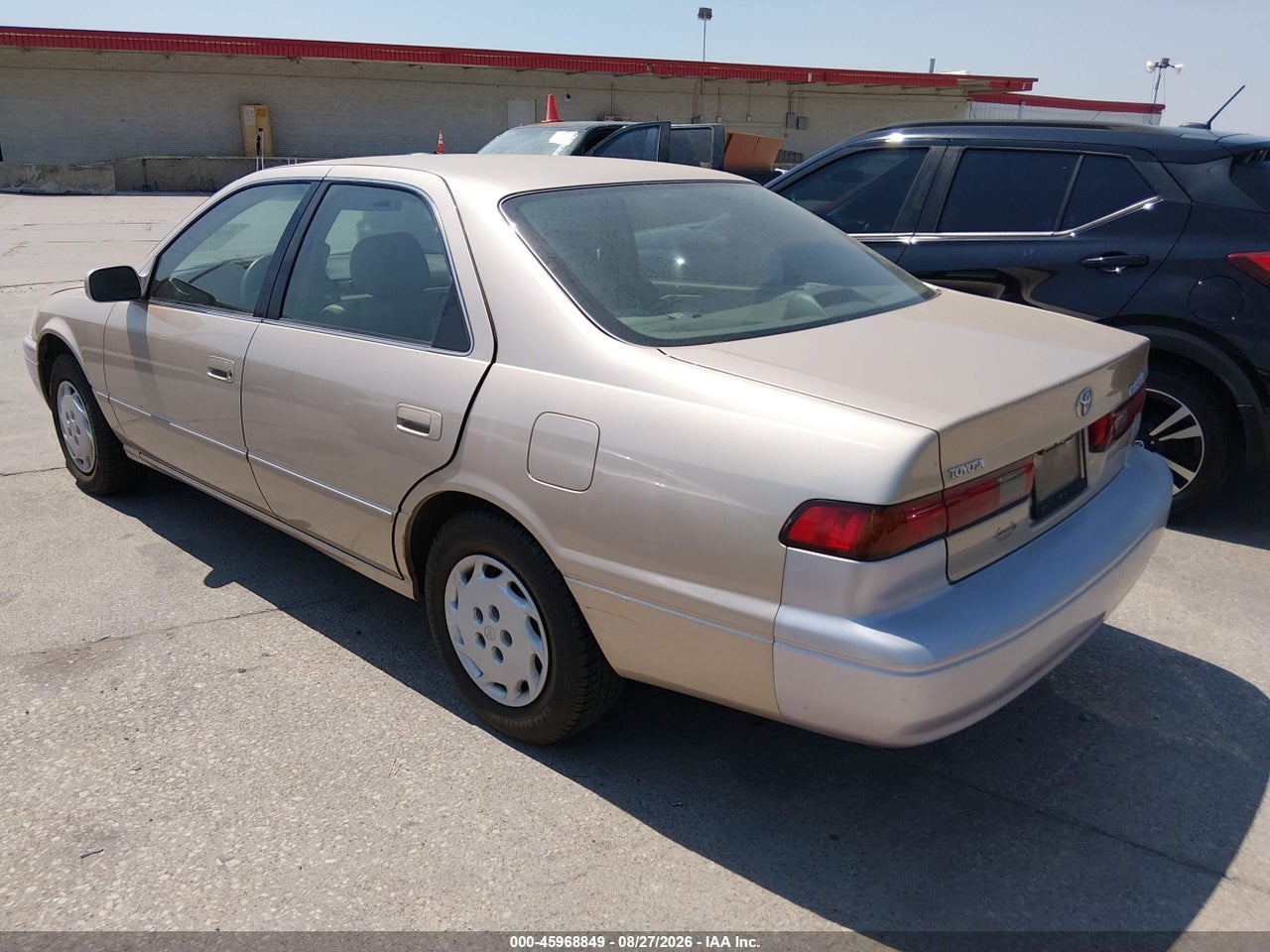 1998 TOYOTA CAMRY LE · 3/11