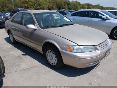 JT2BG22K2W0****** · 1998 TOYOTA CAMRY LE