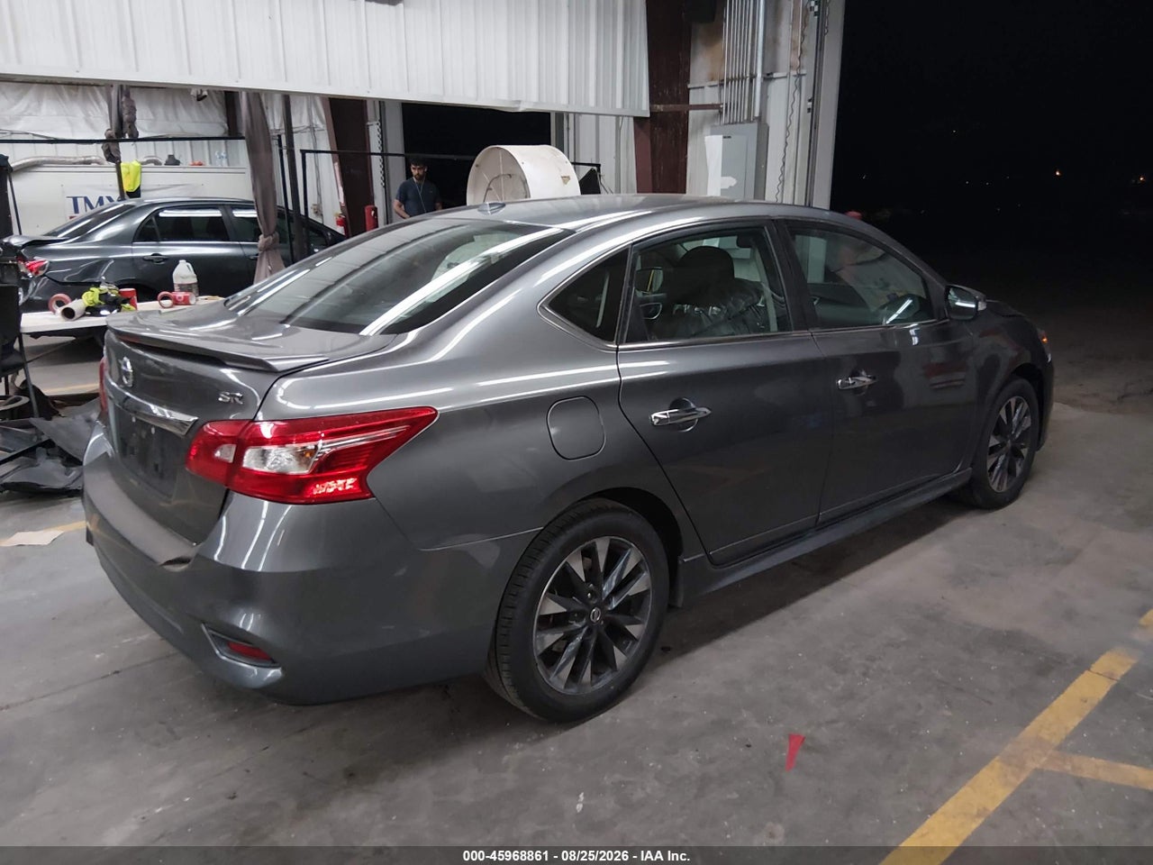 2019 NISSAN SENTRA SR · 4/11