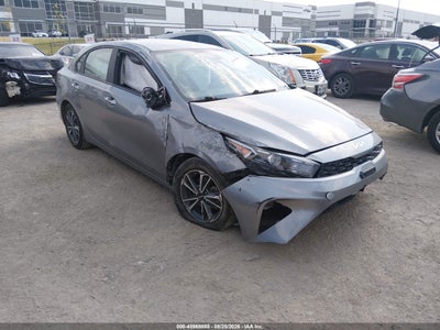 3KPF24AD2NE****** · 2022 KIA FORTE LXS